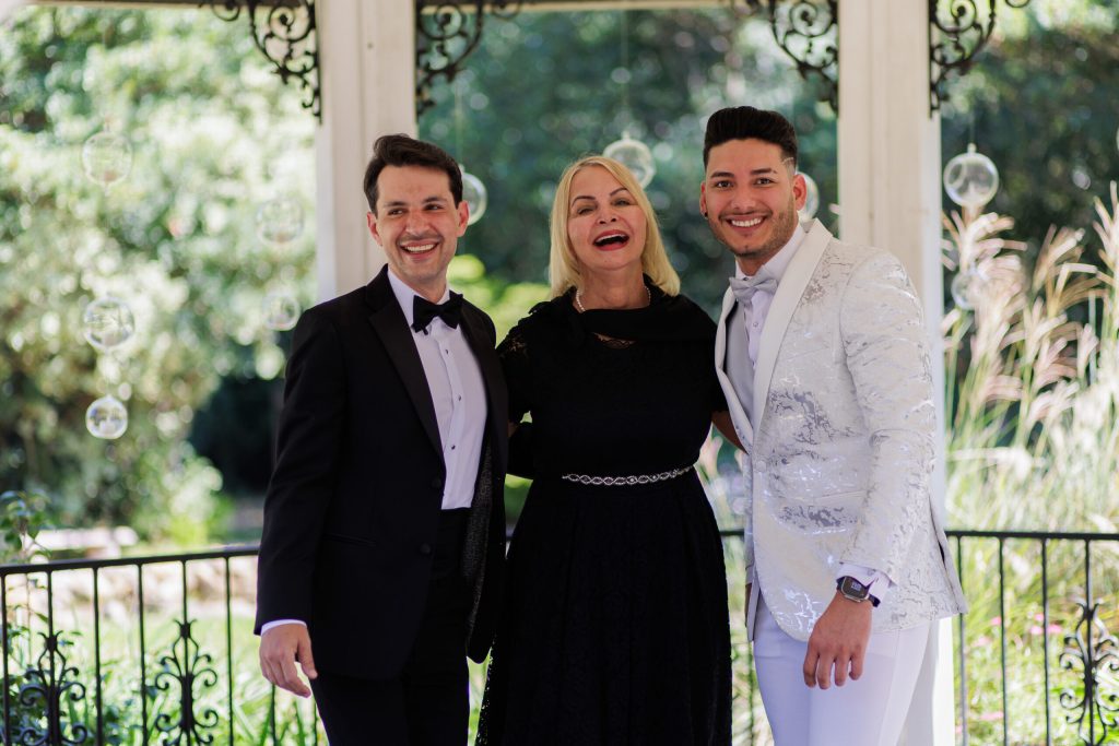 The Responsibilities of a Wedding Officiant